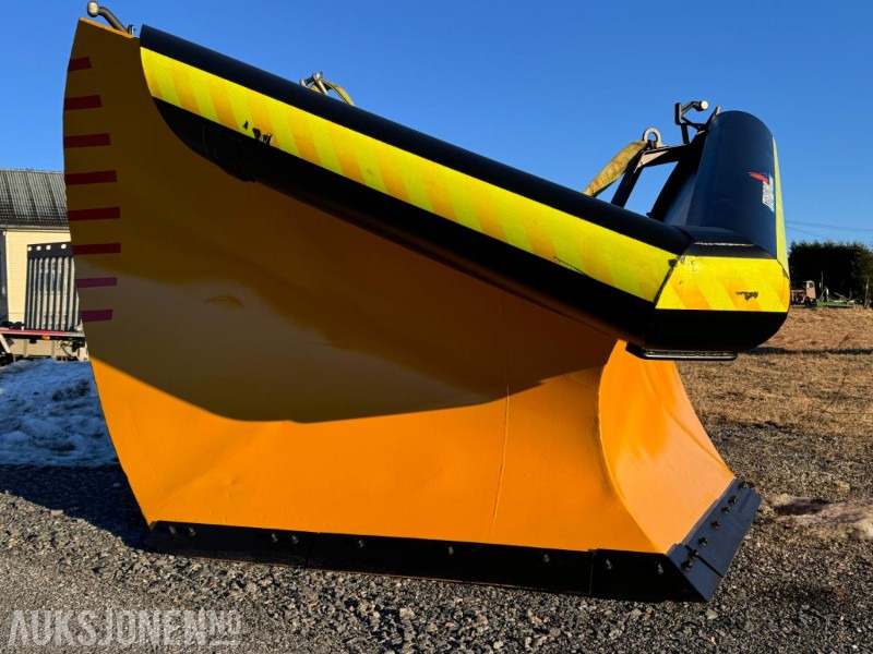 2015 Steinsland SP 2700 - Spissplog med paralellogram - Feste for brøyteplate - Nymalt - Maquinaria agrícola: foto 3 2015 Steinsland SP 2700 - Spissplog med paralellogram - Feste for brøyteplate - Nymalt - Maquinaria agrícola: foto 3