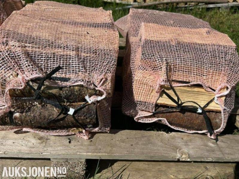 2025 60 liter vedsekker 4000 stk - Maquinaria agrícola: foto 1 2025 60 liter vedsekker 4000 stk - Maquinaria agrícola: foto 1