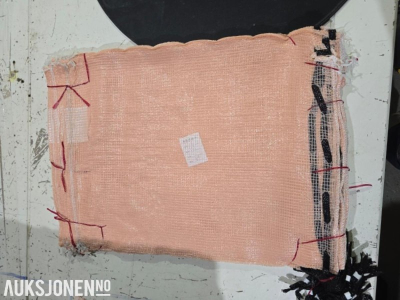 2025 60 liter vedsekker 4000 stk - Maquinaria agrícola: foto 3 2025 60 liter vedsekker 4000 stk - Maquinaria agrícola: foto 3