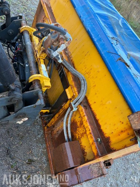 Dalen 2034 strøkasse - Maquinaria agrícola: foto 3 Dalen 2034 strøkasse - Maquinaria agrícola: foto 3