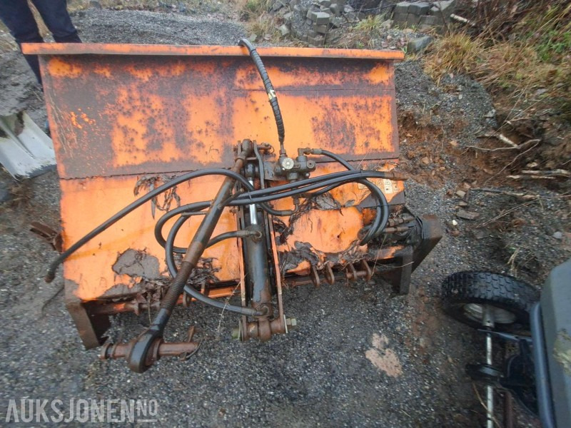 Hydromann 300-SL hydraulisk strøkasse / sand- og saltspreder - Maquinaria agrícola: foto 1 Hydromann 300-SL hydraulisk strøkasse / sand- og saltspreder - Maquinaria agrícola: foto 1