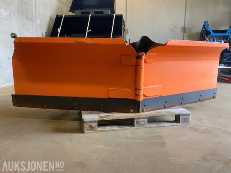 Pronar vikeplog PUV-2800 m sms/trima feste inkl. sjokkdemper og lys - Maquinaria agrícola: foto 1 Pronar vikeplog PUV-2800 m sms/trima feste inkl. sjokkdemper og lys - Maquinaria agrícola: foto 1