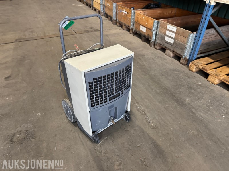 Dantherm CDT 40 avfukter - 230V - Maquinaria industrial: foto 2 Dantherm CDT 40 avfukter - 230V - Maquinaria industrial: foto 2