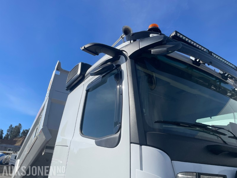 Mercedes-Benz Arocs 4X4 Kombibil - Camión volquete: foto 5 Mercedes-Benz Arocs 4X4 Kombibil - Camión volquete: foto 5