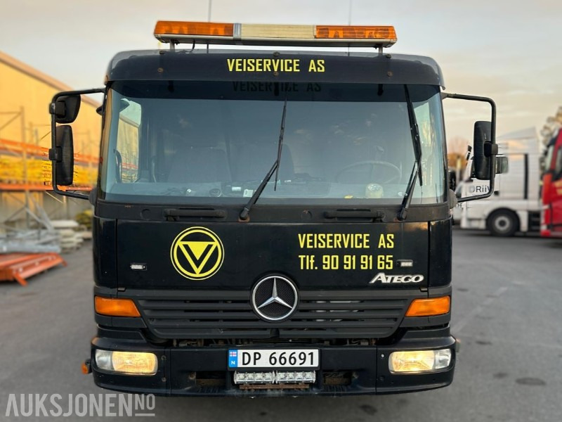 Mercedes-Benz Atego 818/42 – 2005-modell – 7,5 tonn planbil – Kjørbar, men EU utløpt - Camión caja abierta: foto 2 Mercedes-Benz Atego 818/42 – 2005-modell – 7,5 tonn planbil – Kjørbar, men EU utløpt - Camión caja abierta: foto 2