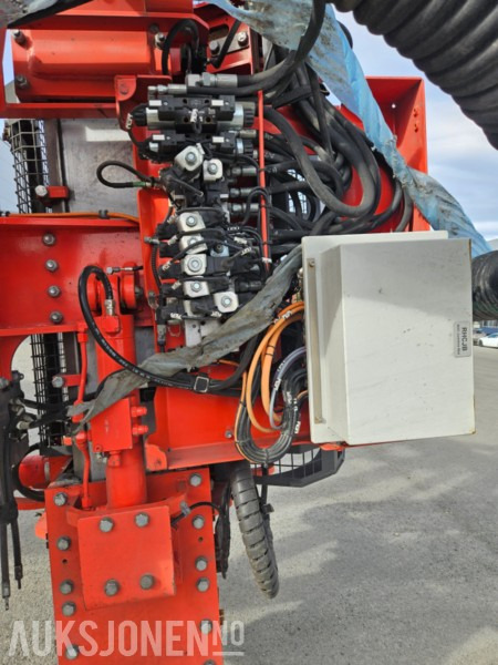 Leasing de  Sandvik DX800I Sandvik DX800I: foto 19