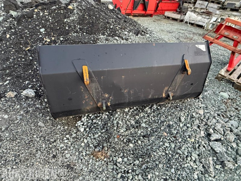 Skuffe til laster med Euro feste 190GM - Cazo cargador: foto 2 Skuffe til laster med Euro feste 190GM - Cazo cargador: foto 2