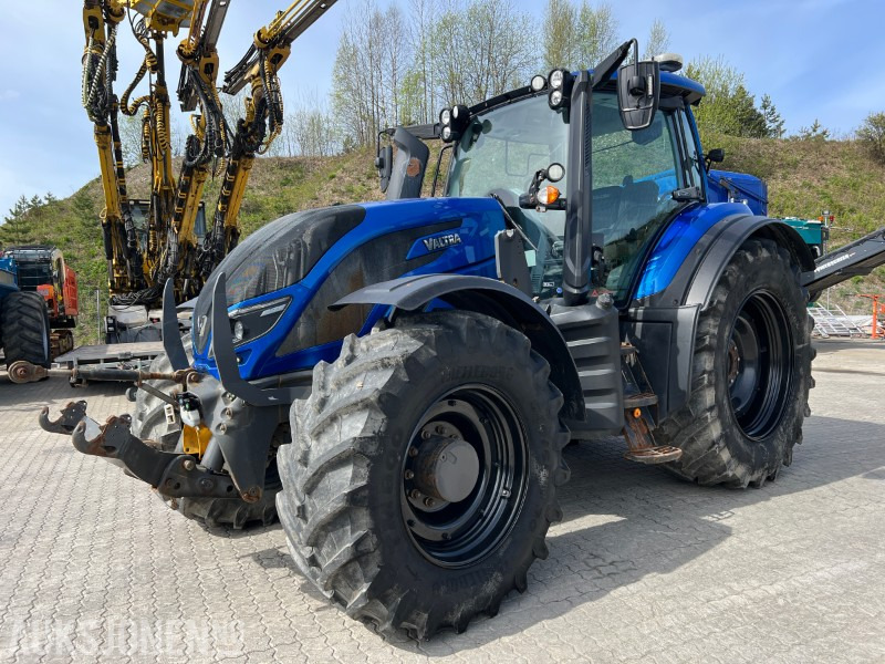Valtra T234 m/fronthydraulikk,pto og brøytefeste - Tractor: foto 1 Valtra T234 m/fronthydraulikk,pto og brøytefeste - Tractor: foto 1