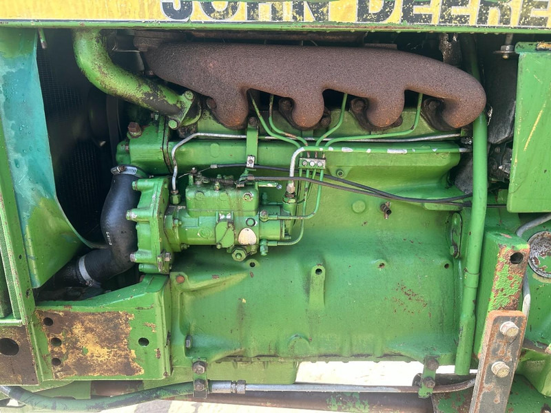 Tractor zancudo John Deere 1640 4x4: foto 18 Tractor zancudo John Deere 1640 4x4: foto 18