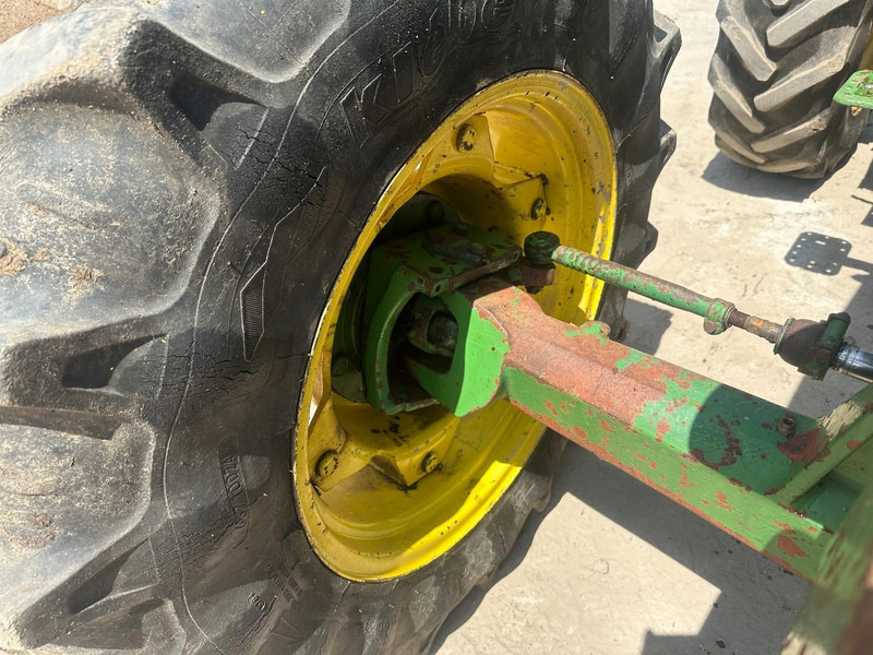 Tractor zancudo John Deere 1640 4x4: foto 12 Tractor zancudo John Deere 1640 4x4: foto 12