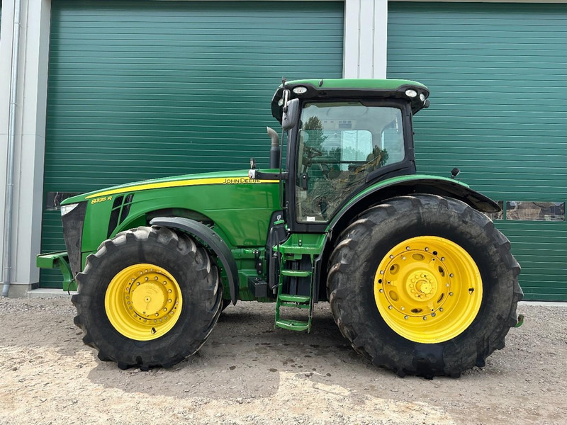John Deere 8335R AutoPower - Tractor: foto 3 John Deere 8335R AutoPower - Tractor: foto 3