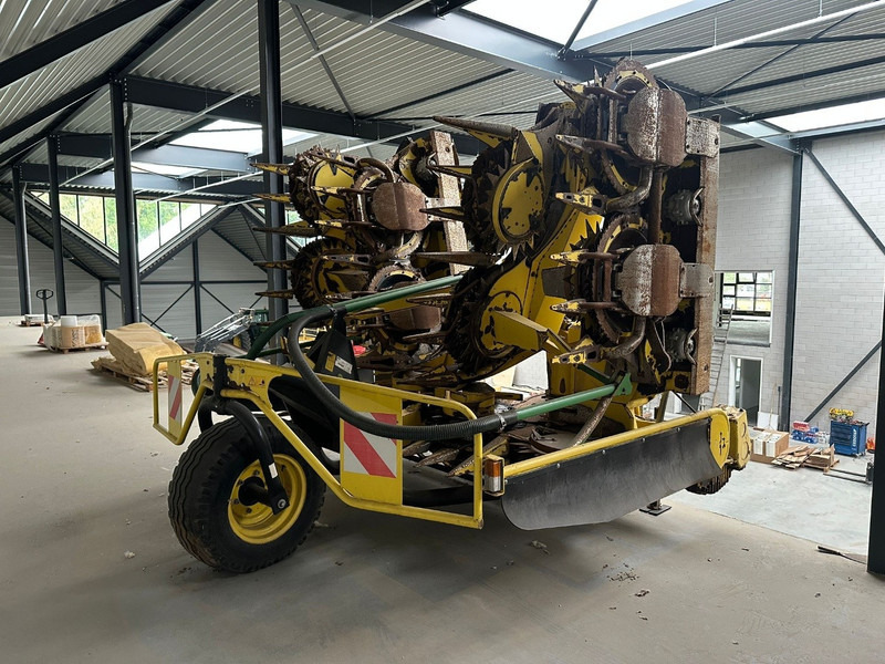 Kemper 390 CORN HEADER | 12 ROW | FRONT WHEEL - Cosechadora de forraje: foto 1 Kemper 390 CORN HEADER | 12 ROW | FRONT WHEEL - Cosechadora de forraje: foto 1