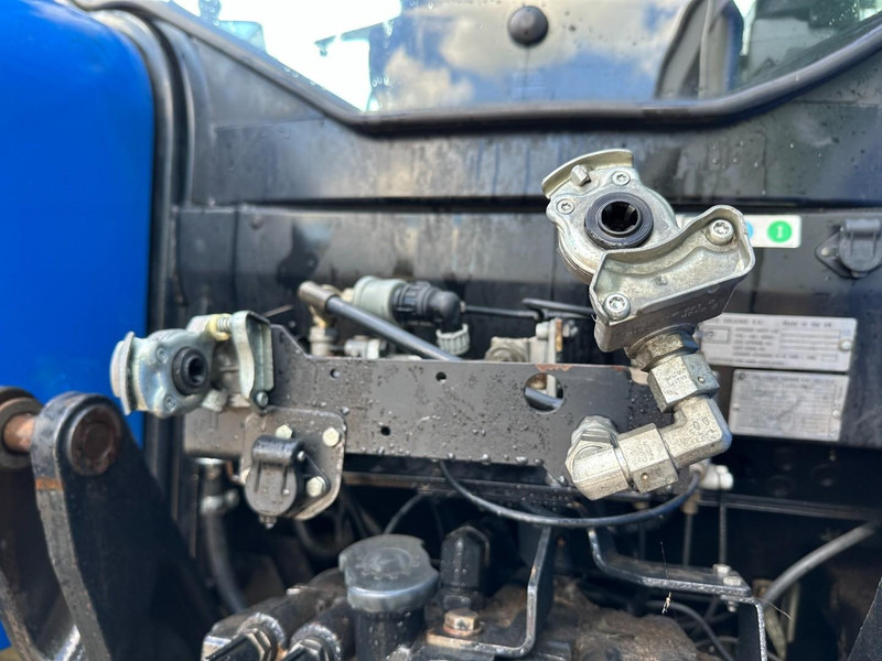 Tractor New Holland T7.235 Power Command: foto 18