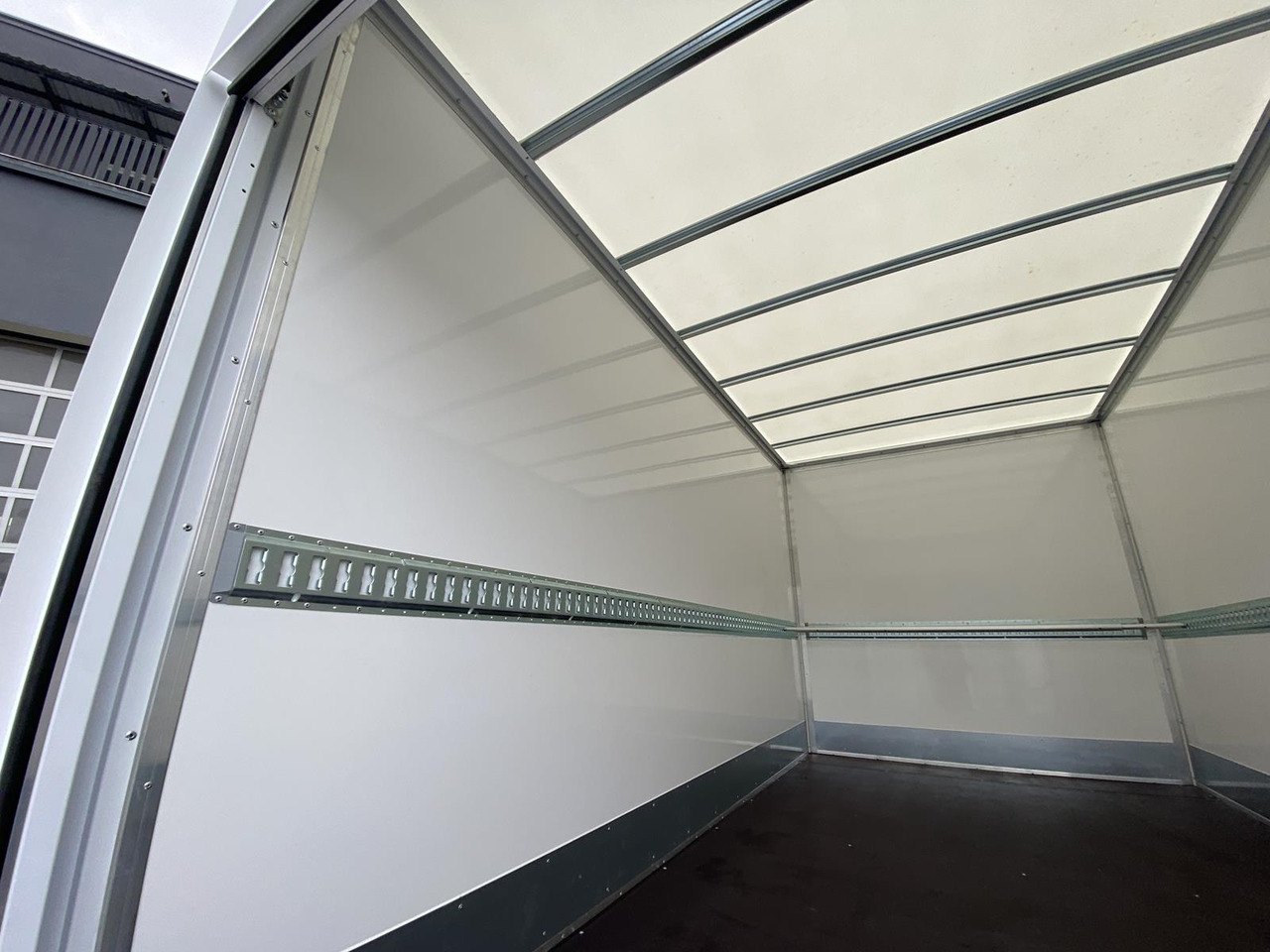 Furgoneta caja cerrada nuevo FIAT DUCATO L4 1+2, 180PS, 2.2L | ALU-BOX 4200mm + LADERAMPE + LAGER: foto 13