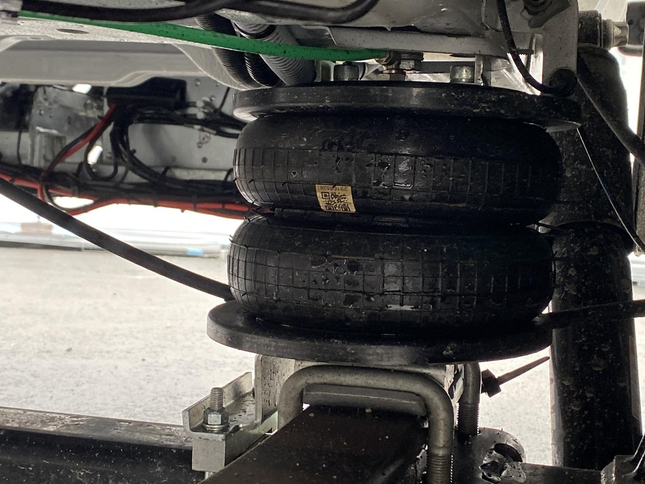 Furgoneta caja cerrada nuevo FIAT DUCATO L4 1+2, 180PS, 2.2L | ALU-BOX 4200mm + LADERAMPE + LAGER: foto 9