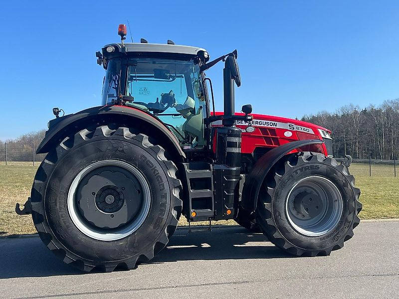 Massey Ferguson MF 8740 S "Exclusive Ausstattung" - Tractor: foto 3 Massey Ferguson MF 8740 S "Exclusive Ausstattung" - Tractor: foto 3