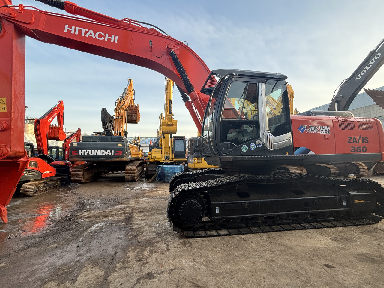 Hitachi ZX350 Used Excavator Hitachi 35 ton Secondhand Crawler Excavators Zx60 zx70 Zx120 Zx130 zx210 zx240 Zx300 zx850 - Excavadora de cadenas: foto 2 Hitachi ZX350 Used Excavator Hitachi 35 ton Secondhand Crawler Excavators Zx60 zx70 Zx120 Zx130 zx210 zx240 Zx300 zx850 - Excavadora de cadenas: foto 2