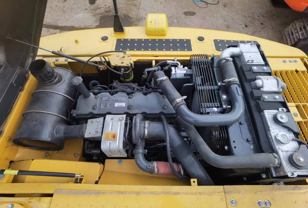 Leasing de Komatsu PC200 PC210 PC220 Used Excavator Crawler Hydraulic High Quality Secondhand Excavator for Sale Komatsu PC200 PC210 PC220 Used Excavator Crawler Hydraulic High Quality Secondhand Excavator for Sale: foto 8