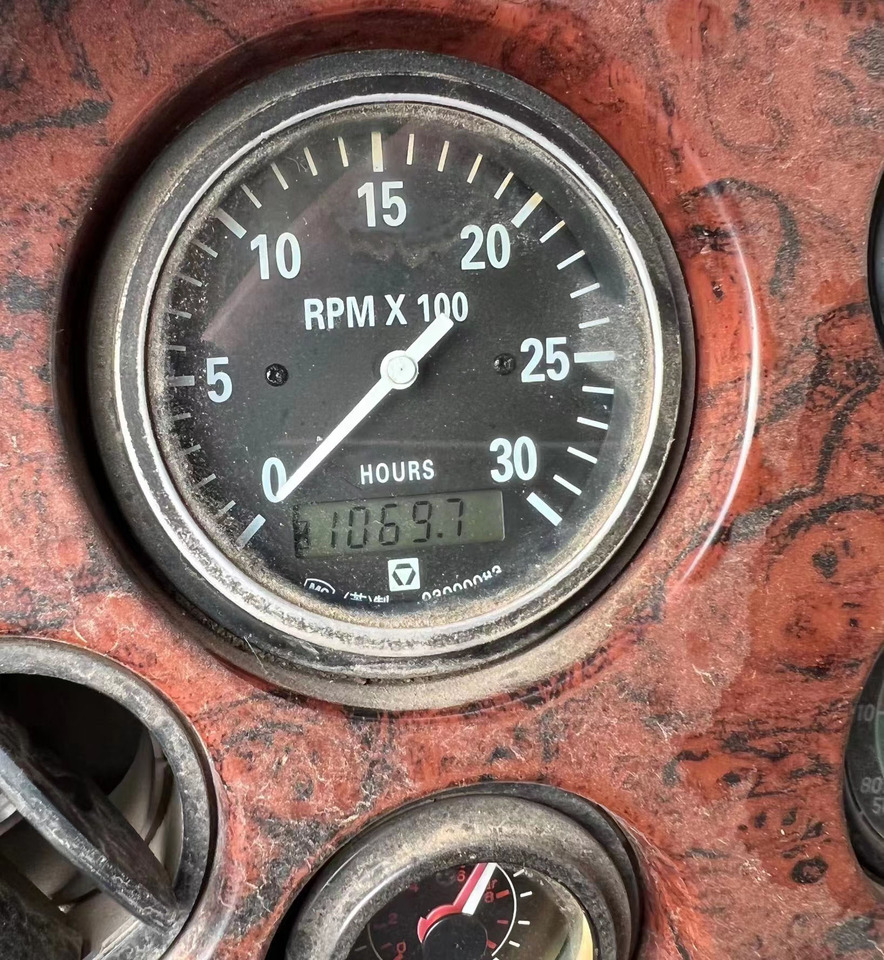 Autogrúa XCMG 100 Ton used truck crane QY100 with 68 meter telescopic boom on sale: foto 14