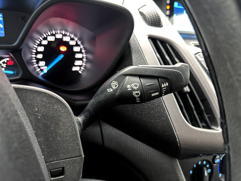 Furgoneta pequeña Ford Transit Connect 1.6 TDCI L2 Trend Trekhaak Airco Imperiaal Inrichting: foto 13 Furgoneta pequeña Ford Transit Connect 1.6 TDCI L2 Trend Trekhaak Airco Imperiaal Inrichting: foto 13