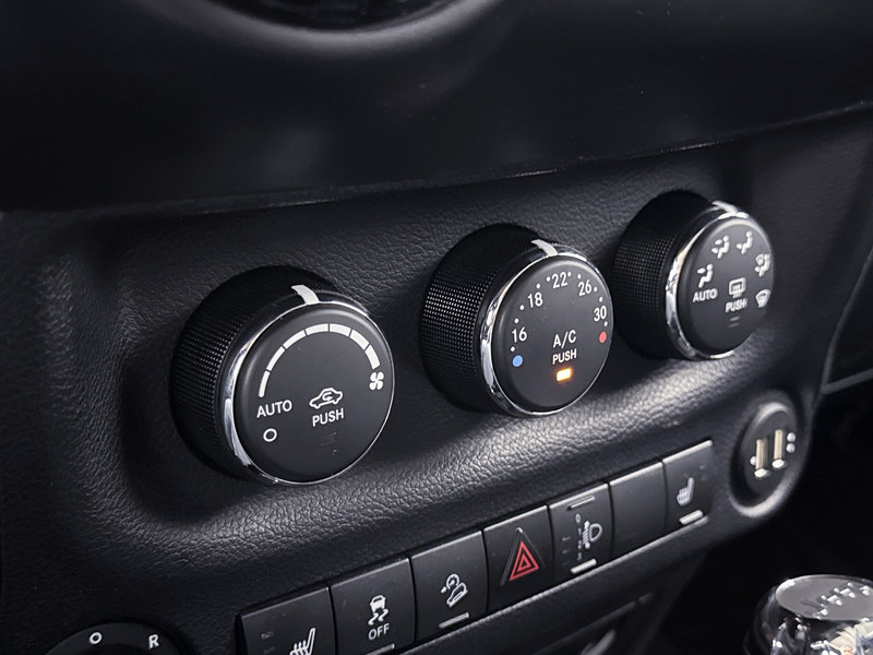 Furgoneta pequeña Jeep Wrangler 2.8 CRD Night Eagle Grijs Kenteken Cruise Control Navigatie Airco Trekhaak 4X4 Alpine Audio: foto 9