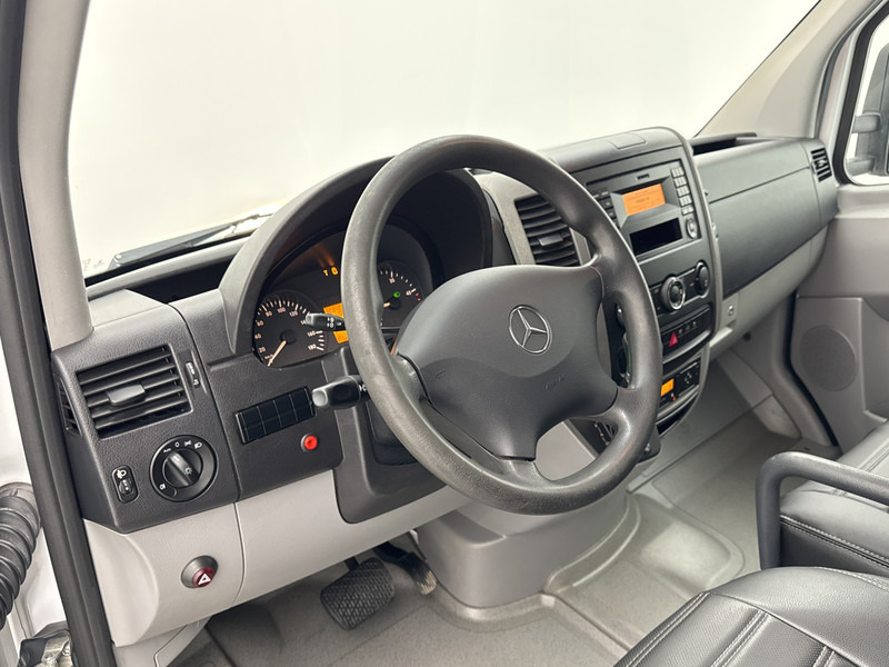 Mercedes-Benz Sprinter 516 2.2 CDI 432 Clixtar Bakwagen met Laadklep Automaat Cruise Control - Furgoneta caja cerrada: foto 4 Mercedes-Benz Sprinter 516 2.2 CDI 432 Clixtar Bakwagen met Laadklep Automaat Cruise Control - Furgoneta caja cerrada: foto 4
