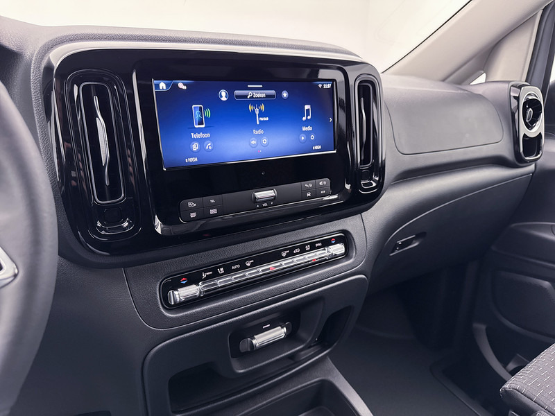 Mercedes-Benz Vito 119 CDI L3 19" inch AMG Dubbele Schuifdeur Multibeam LED Trekhaak Achteruitrijcamera Betimmering - Furgoneta pequeña: foto 5 Mercedes-Benz Vito 119 CDI L3 19" inch AMG Dubbele Schuifdeur Multibeam LED Trekhaak Achteruitrijcamera Betimmering - Furgoneta pequeña: foto 5