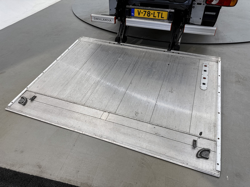 Opel Movano 2.2D 140pk Meubelbak Bakwagen met Laadklep D'hollandia Achteruitrijcamera Cruise Control - Furgoneta caja cerrada: foto 4 Opel Movano 2.2D 140pk Meubelbak Bakwagen met Laadklep D'hollandia Achteruitrijcamera Cruise Control - Furgoneta caja cerrada: foto 4