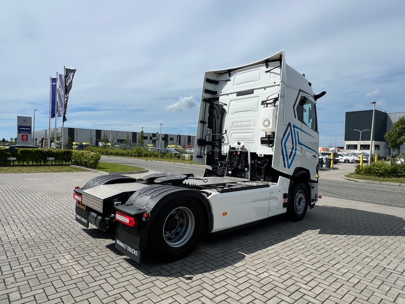 Renault T480 T-HIGH 4x2 Trekker Standclima / 2x Tank / New - Cabeza tractora: foto 5 Renault T480 T-HIGH 4x2 Trekker Standclima / 2x Tank / New - Cabeza tractora: foto 5
