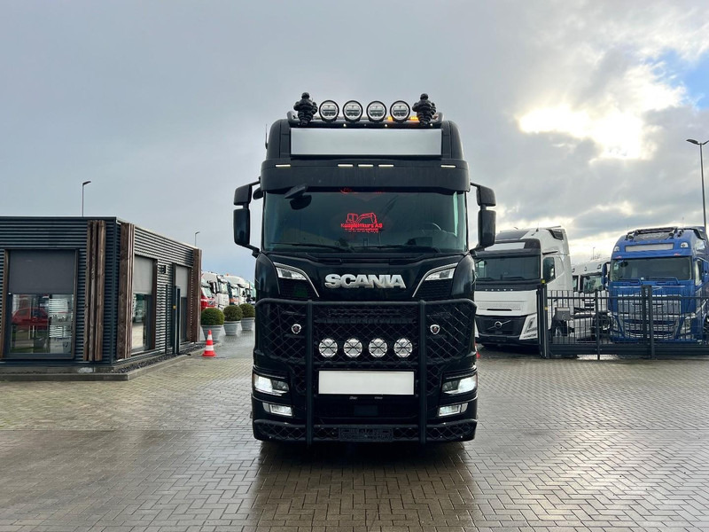 Scania S730 6x4 Trekker Retarder / Special Interior - Cabeza tractora: foto 2 Scania S730 6x4 Trekker Retarder / Special Interior - Cabeza tractora: foto 2