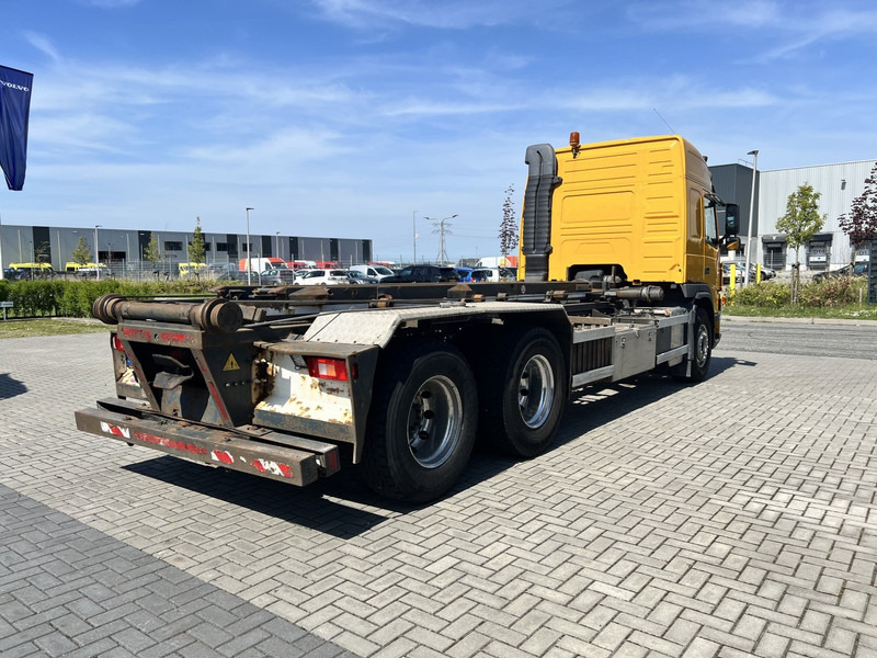 Volvo FM480 6X2 containersysteem Globetrotter / NCH systeem / 10 Tyres - Camión con equipo de cable: foto 5 Volvo FM480 6X2 containersysteem Globetrotter / NCH systeem / 10 Tyres - Camión con equipo de cable: foto 5