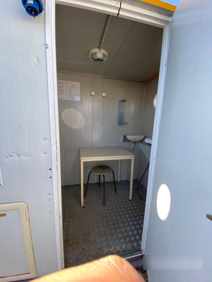Bauer Remorca Auto Santier : Bucatarie + WC + depozit - Casa contenedor: foto 3 Bauer Remorca Auto Santier : Bucatarie + WC + depozit - Casa contenedor: foto 3