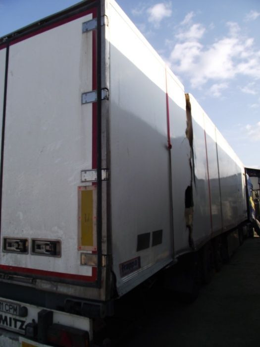 Carrocería-frigorifico DEPOZITARE -DUBE CONTAINERE for parts: foto 6 Carrocería-frigorifico DEPOZITARE -DUBE CONTAINERE for parts: foto 6