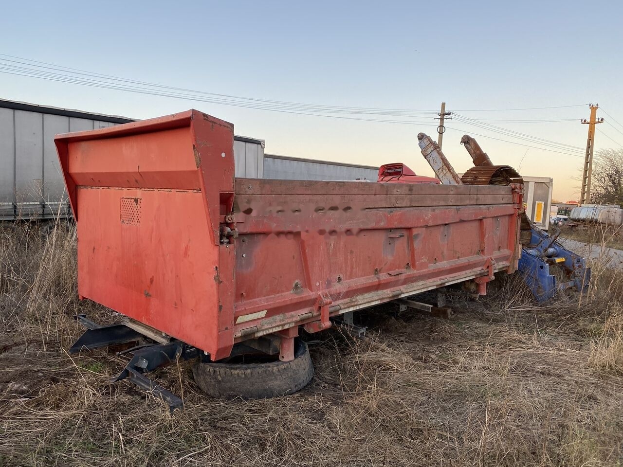 Hyva bena originala Scania 8x4 cu semisasiu si cilindru basculare - Carrocería basculante: foto 1 Hyva bena originala Scania 8x4 cu semisasiu si cilindru basculare - Carrocería basculante: foto 1