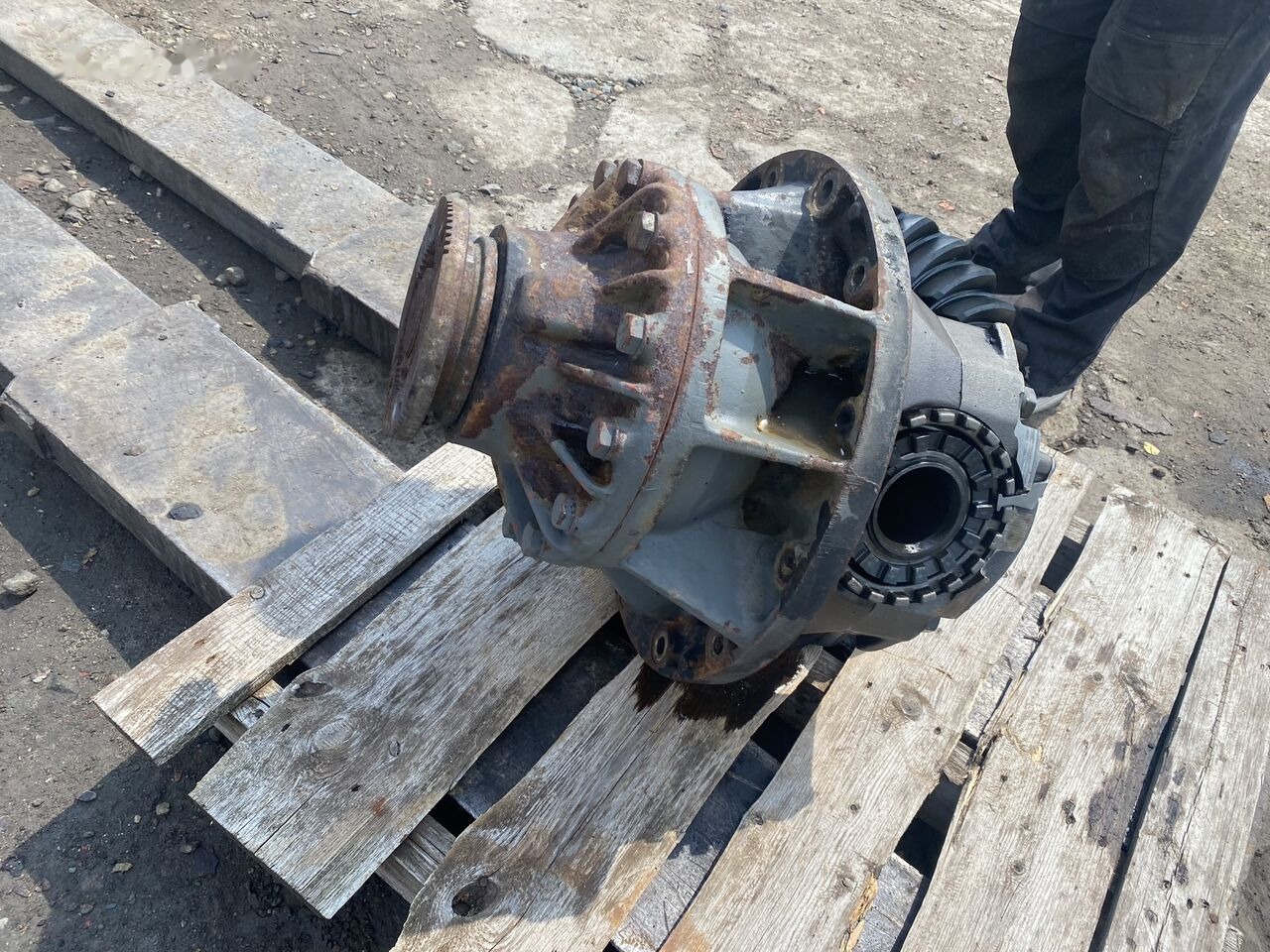 Volvo lock, rear axle assembly : GRUP FH FM FL ALL RATIO truck - Diferencial para Camión: foto 2 Volvo lock, rear axle assembly : GRUP FH FM FL ALL RATIO truck - Diferencial para Camión: foto 2