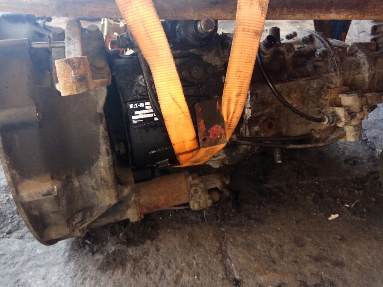 MAN fs8309AH 81320036493 - Caja de cambios para Camión: foto 2 MAN fs8309AH 81320036493 - Caja de cambios para Camión: foto 2