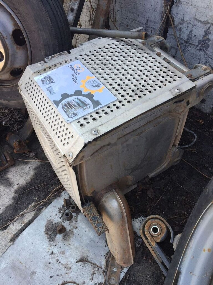 Mercedes-Benz Axor OM457LA truck - Convertidor catalítico para Camión: foto 2 Mercedes-Benz Axor OM457LA truck - Convertidor catalítico para Camión: foto 2