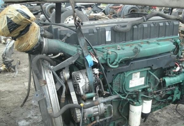 Volvo D12D 420 Volvo FH 12 - Motor para Camión: foto 1 Volvo D12D 420 Volvo FH 12 - Motor para Camión: foto 1