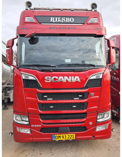 Scania R590 V8 NGS Rear steering 6x2*4. Air / Air suspension. Hydr. system - Cabeza tractora: foto 4 Scania R590 V8 NGS Rear steering 6x2*4. Air / Air suspension. Hydr. system - Cabeza tractora: foto 4