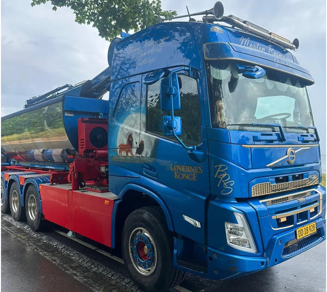 Volvo FM 500 Cable tipper . Hiab 302 crane.no box - Camión grúa: foto 4 Volvo FM 500 Cable tipper . Hiab 302 crane.no box - Camión grúa: foto 4