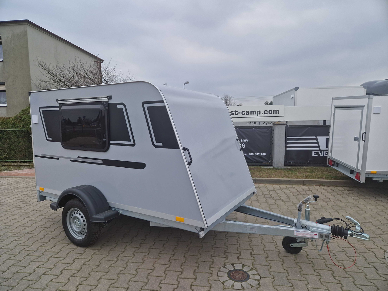 Microcamp mini przyczepa kempingowa transportowa teardrop - Remolque de coche: foto 1 Microcamp mini przyczepa kempingowa transportowa teardrop - Remolque de coche: foto 1