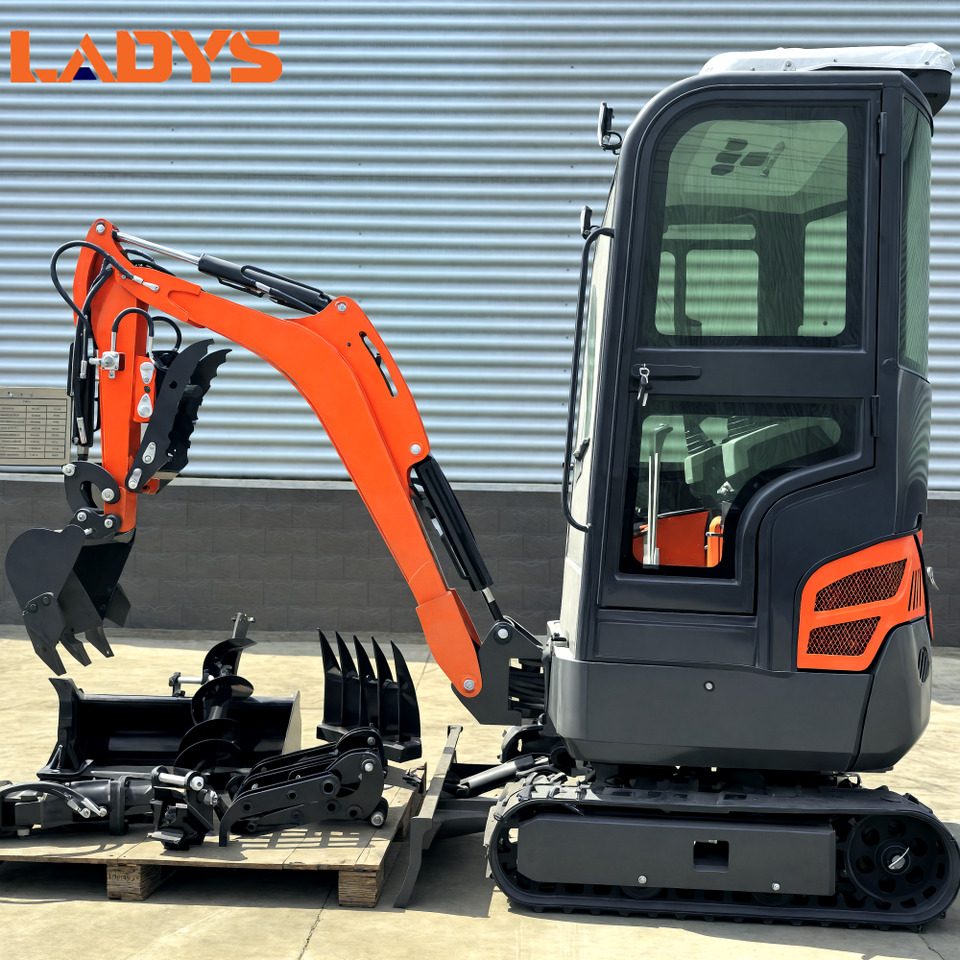 LADYS Mini Excavator CE Certification Kubota Engine(Factory Outlet) Mini Pelle Minibagger Minikoparka Miniexcavadora - Miniexcavadora: foto 2 LADYS Mini Excavator CE Certification Kubota Engine(Factory Outlet) Mini Pelle Minibagger Minikoparka Miniexcavadora - Miniexcavadora: foto 2