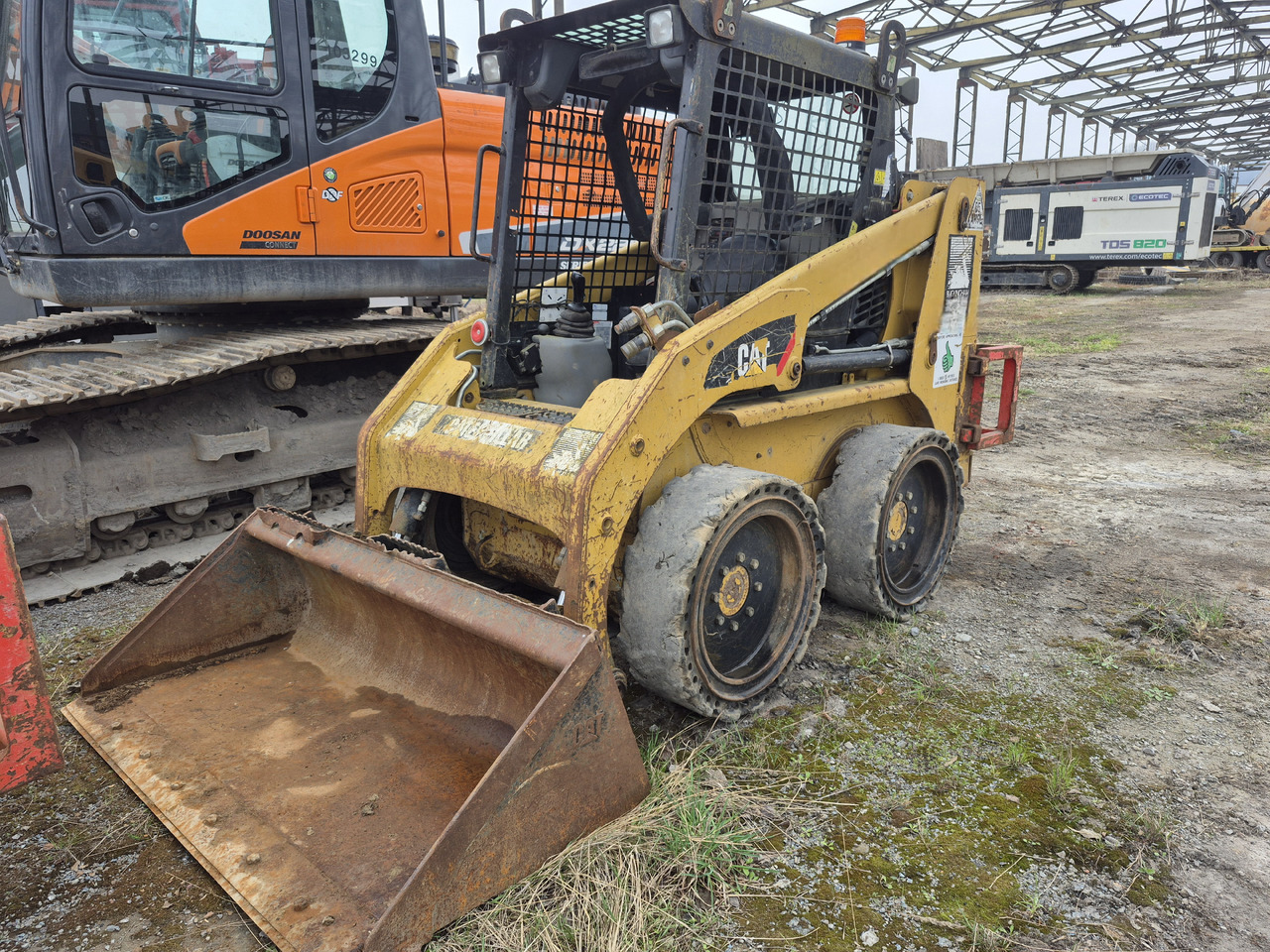 CATERPILLAR 216B3 - Minicargadora: foto 2 CATERPILLAR 216B3 - Minicargadora: foto 2