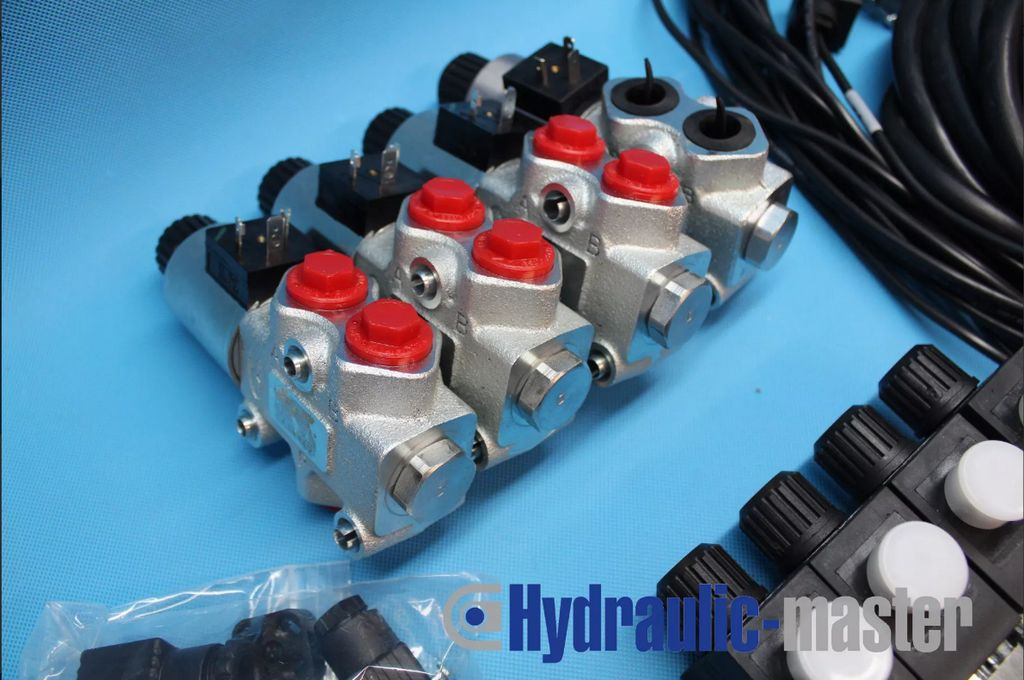 Hydraulic valve Walvoil 4 section 60 l/min 16gpm 12V with 4 float section + cont Walvoil SDE060/4/AN1 - Equipo de manutención: foto 4 Hydraulic valve Walvoil 4 section 60 l/min 16gpm 12V with 4 float section + cont Walvoil SDE060/4/AN1 - Equipo de manutención: foto 4