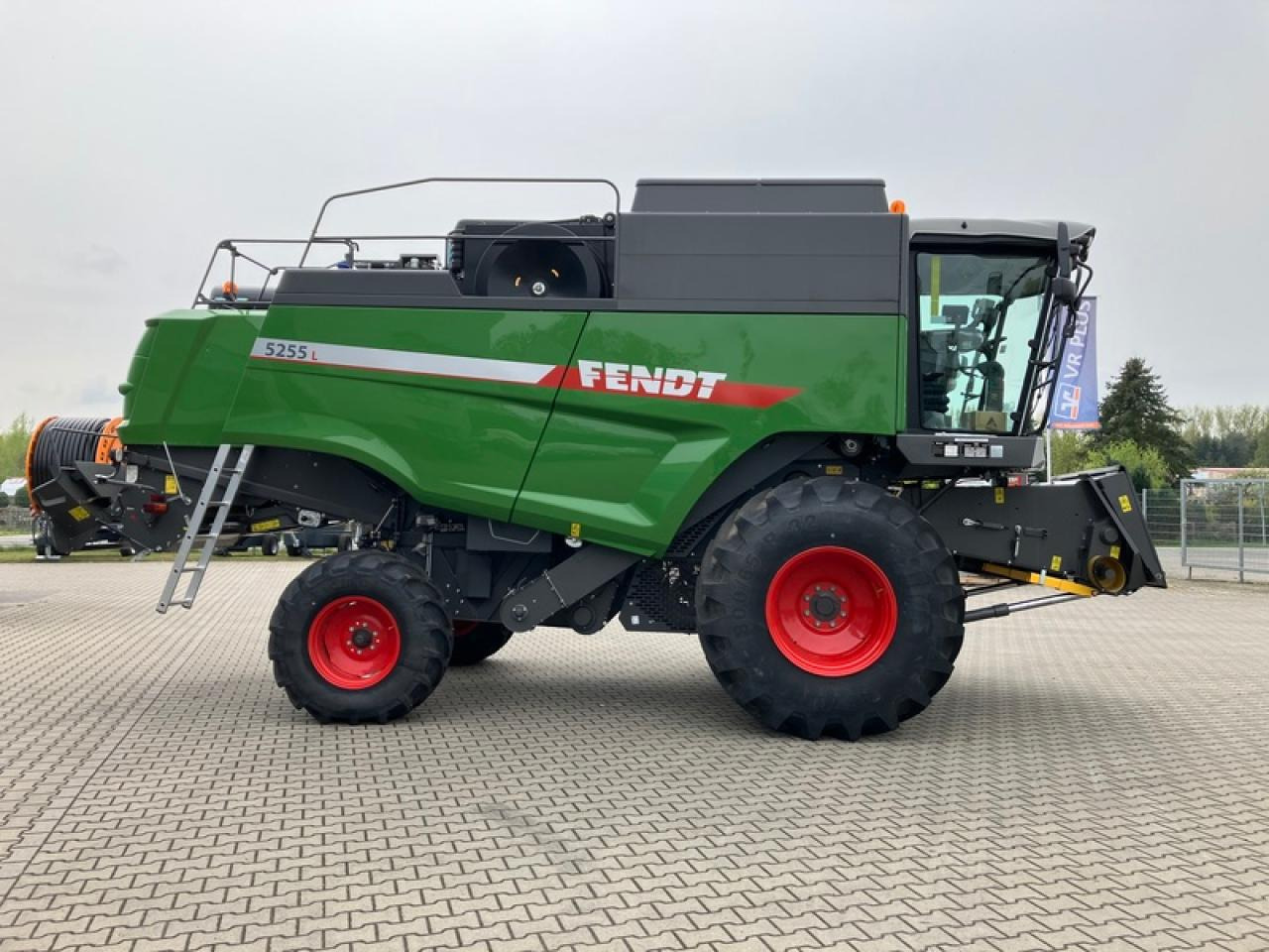 Fendt MD 5255 SCHNEIDWERK NICHT INKLUSIV - Cosechadora de granos: foto 4 Fendt MD 5255 SCHNEIDWERK NICHT INKLUSIV - Cosechadora de granos: foto 4