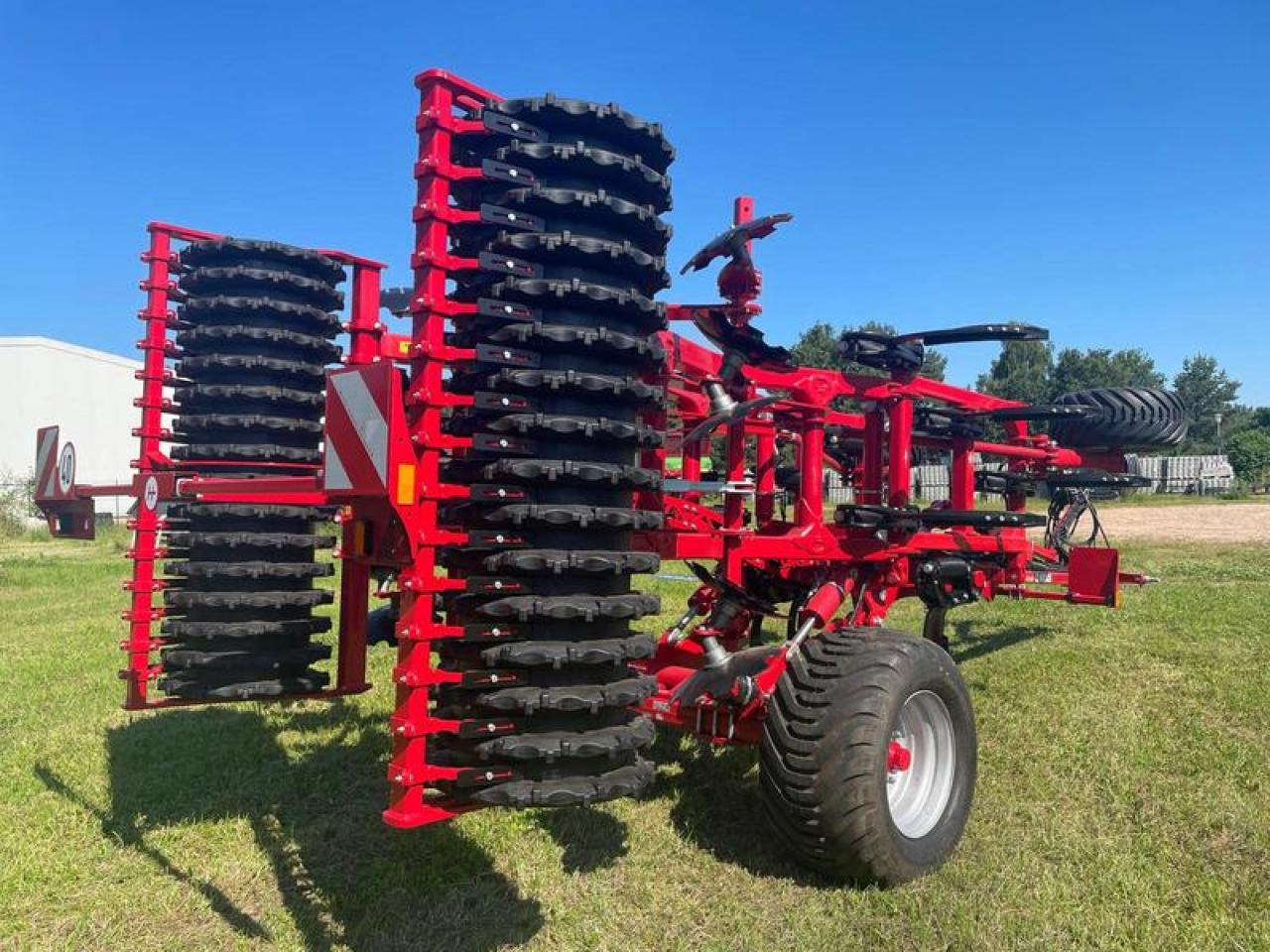 Horsch TERRANO 4.3GX - Cultivador: foto 2 Horsch TERRANO 4.3GX - Cultivador: foto 2