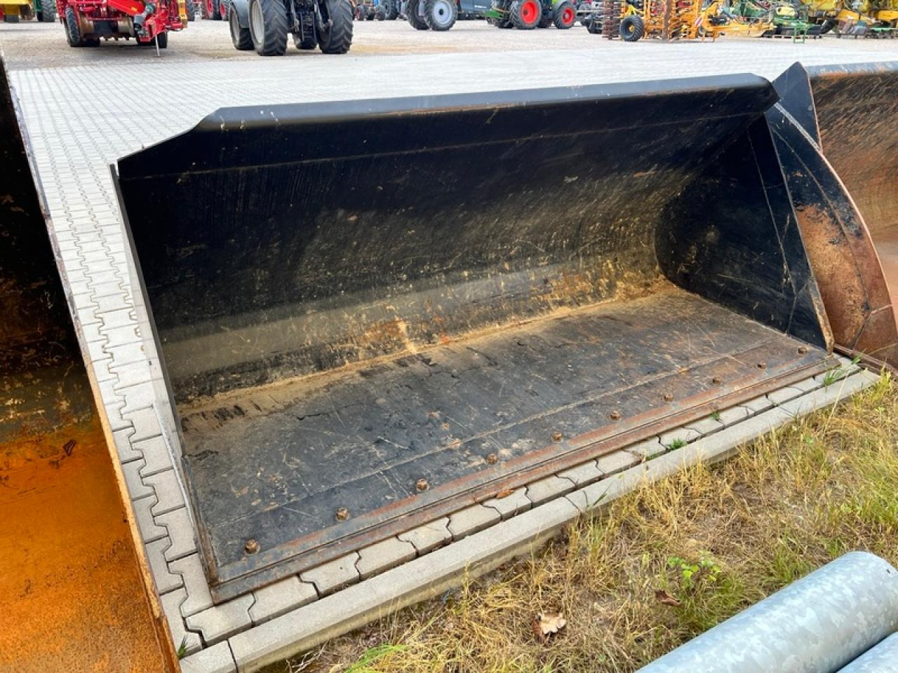 JCB LSB SCHWERGUTSCHAUFEL JCB Q-FIT - Cazo: foto 2 JCB LSB SCHWERGUTSCHAUFEL JCB Q-FIT - Cazo: foto 2