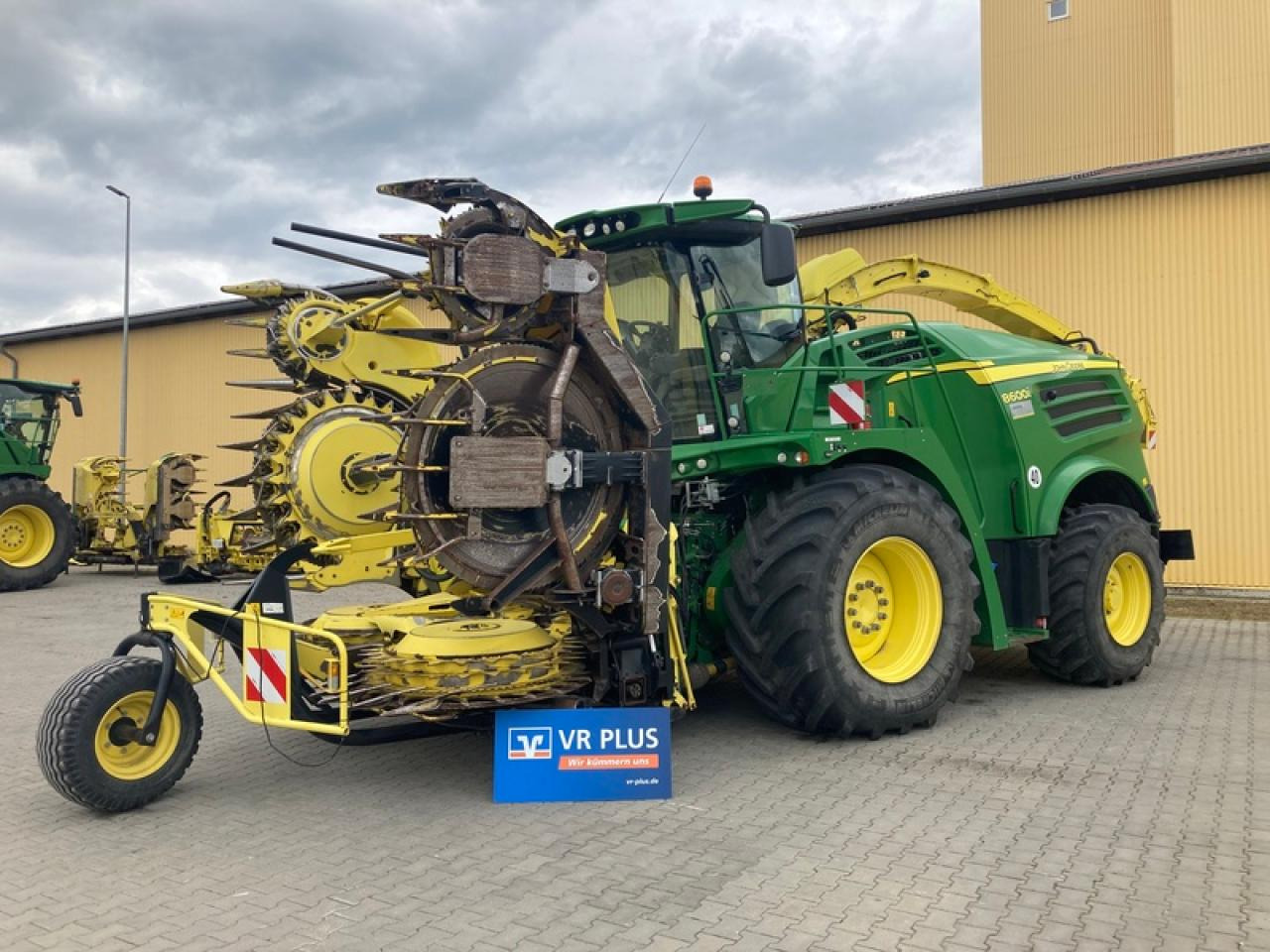 John Deere 8600 I - Cosechadora de forraje: foto 1 John Deere 8600 I - Cosechadora de forraje: foto 1