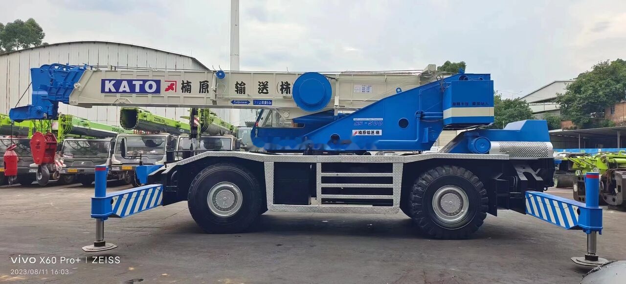 Kato KR-450-v 45ton - Autogrúa: foto 2 Kato KR-450-v 45ton - Autogrúa: foto 2