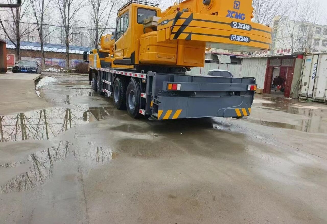 XCMG - Autogrúa: foto 4 XCMG - Autogrúa: foto 4